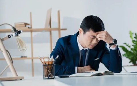 健康大揭秘：那些精力满满的人，究竟偷偷补了什么？